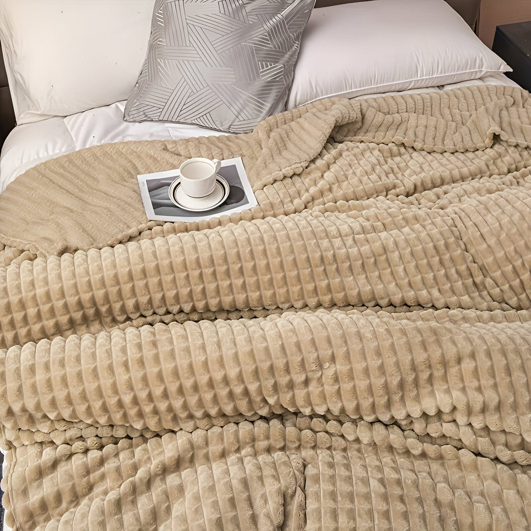 EliteWave Plaid - Ultrafluffy structured coral fleece blanket