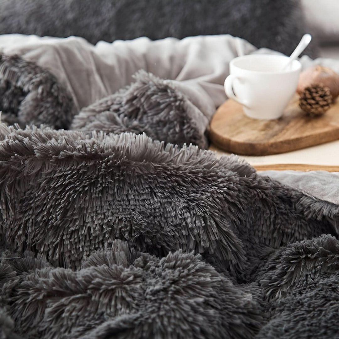 FLUFFUREST – Plush Fleece Bedding Set