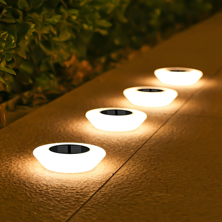 LED solar garden light for outdoor use