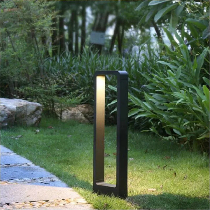 AluGlanz – Modern Aluminum Floor Lamp