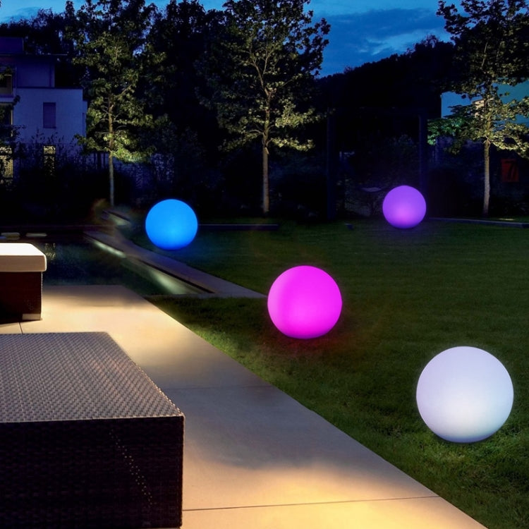 LEH-42321 40cm Round Ball Solar Power Lamp, Floating Garden colour Changing LED Light with 0.7W Monocrystalline Silicon Solar Panel &amp; Remote Control (White)