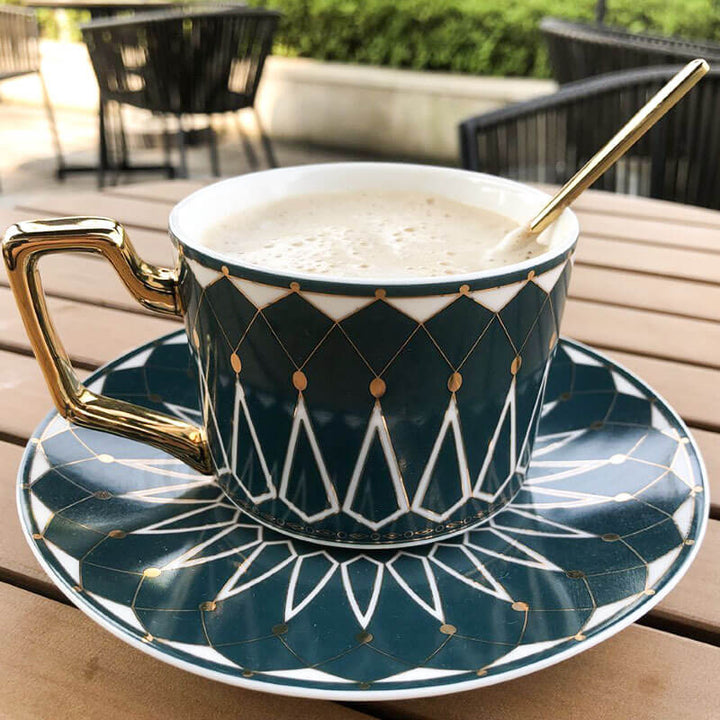 Square A Retro-Pattern Coffee Mug