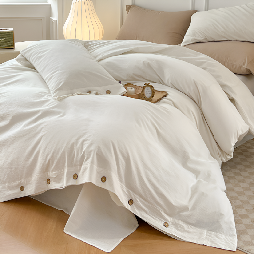 Breathable Cotton Bedding Set with Two Pillowcases