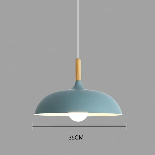 NordicOak – Ceiling light made of northern oak