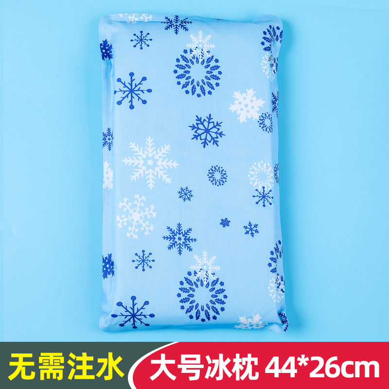 Ladies cooling mat with innovative snowflake structure