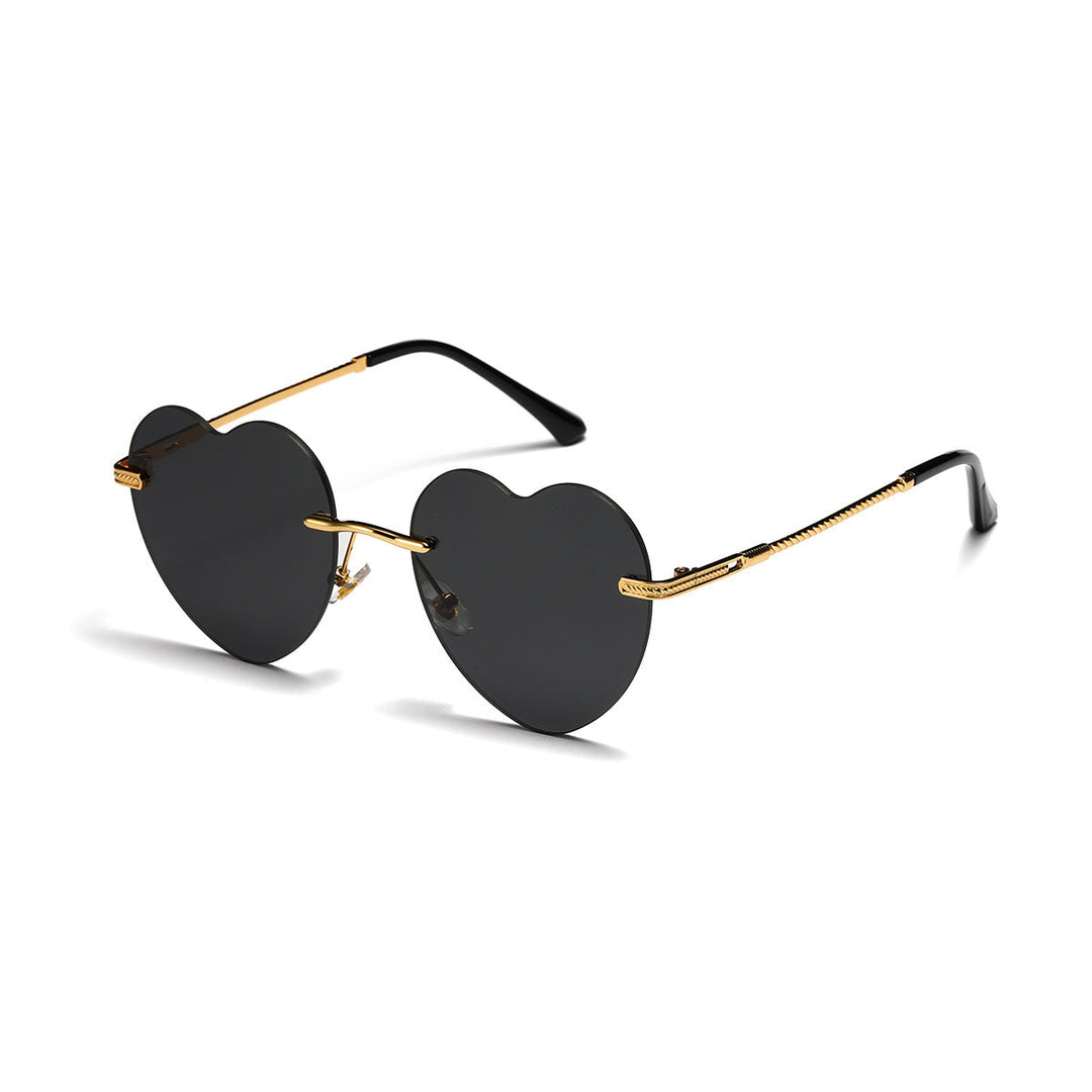 Ladies trendy heart sunglasses with mirrored lenses