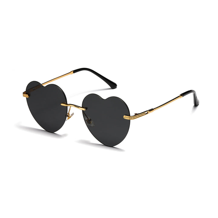 Ladies trendy heart sunglasses with mirrored lenses