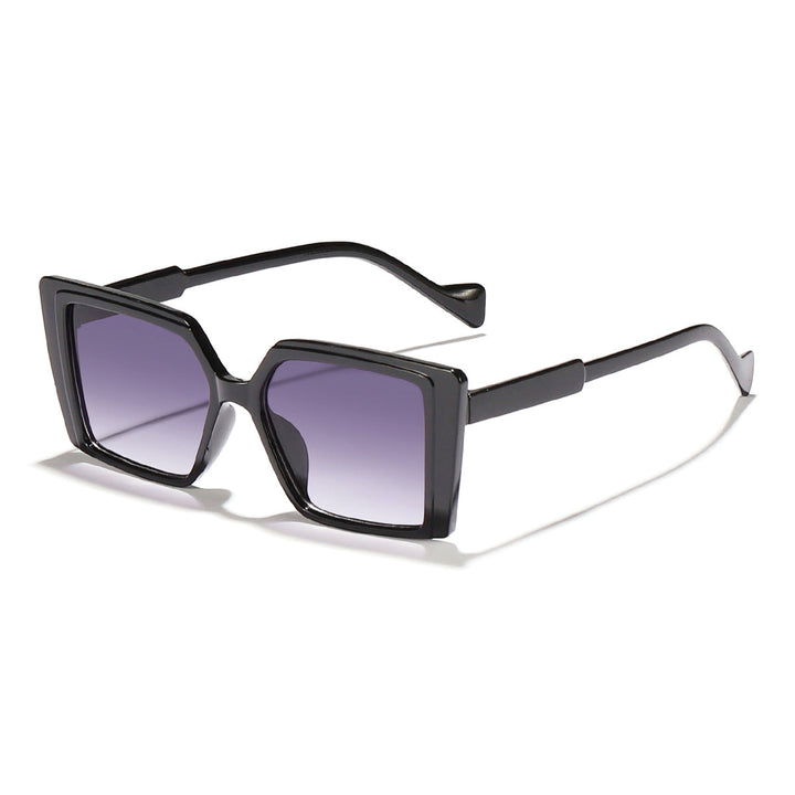 Women elegant square sunglasses with mirrored lenses