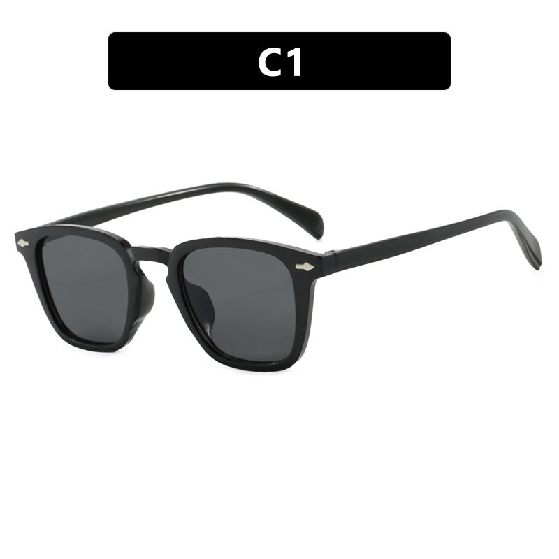 Women’s modern square sunglasses with mirrored UV protection