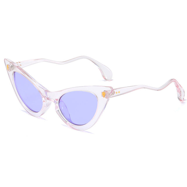 Women's Cat-Eye Sunglasses with Mirrored Lenses and Elegant Detail