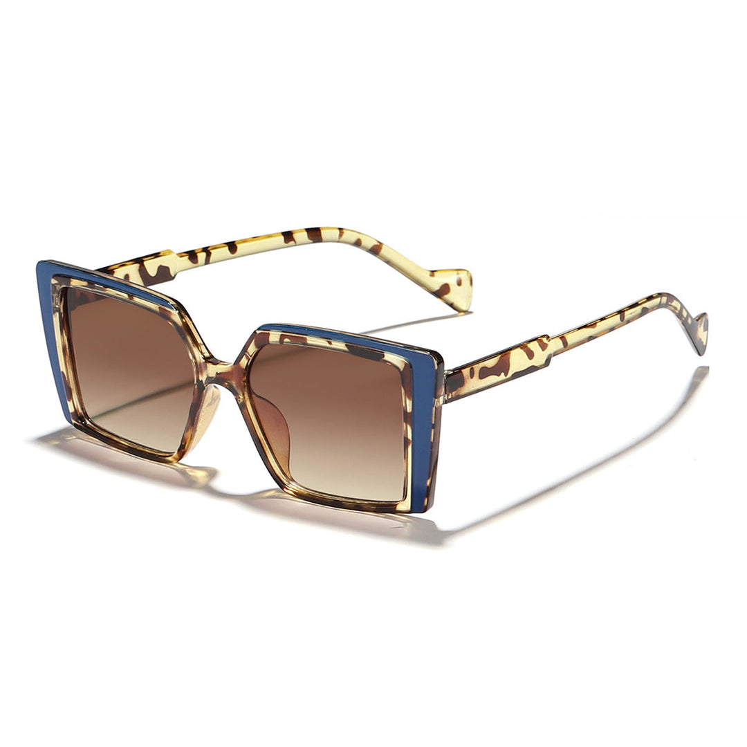 Women elegant square sunglasses with mirrored lenses