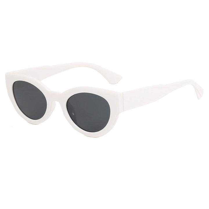 Ladies fashionable square sunglasses with mirrored lenses