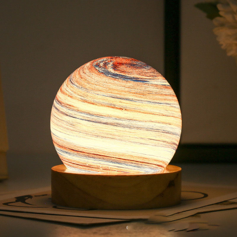 Enchanting Planet Lamp – A Universe of colours and Dreams