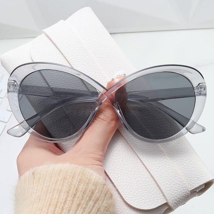 Women Cat-Eye Sunglasses with Mirrored Lenses