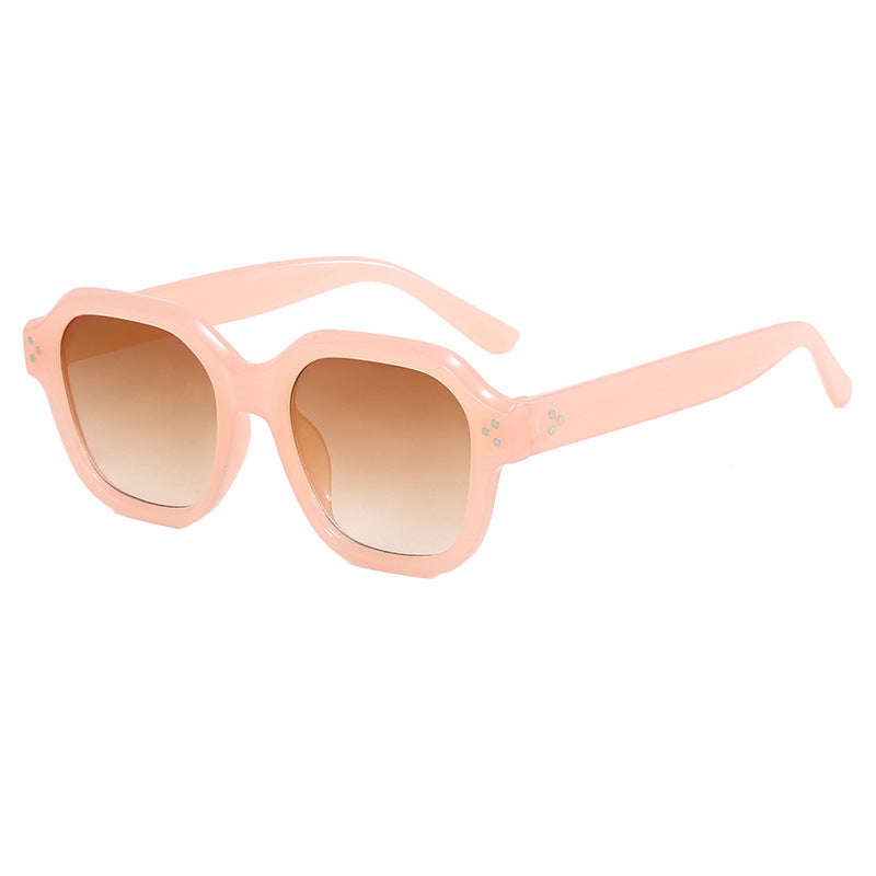 Ladies fashionable square sunglasses with mirrored lenses