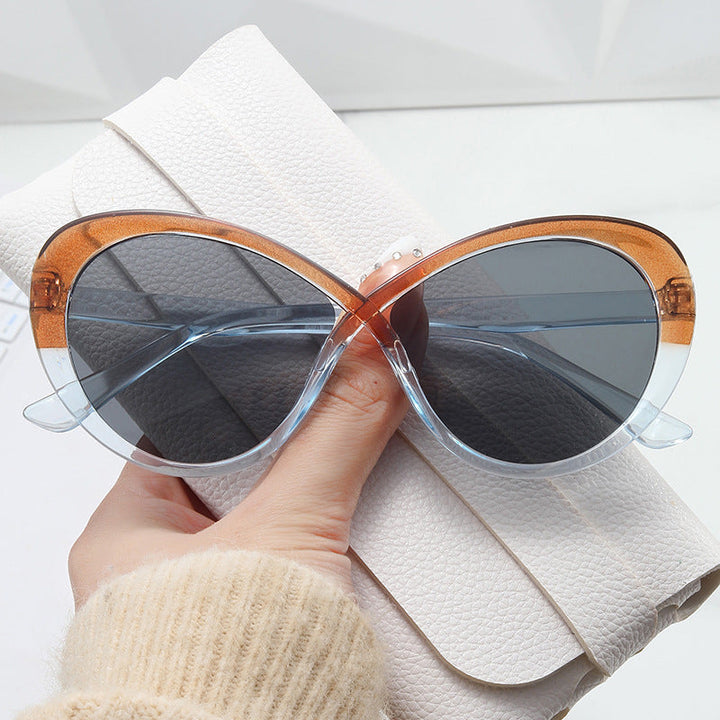 Women Cat-Eye Sunglasses with Mirrored Lenses