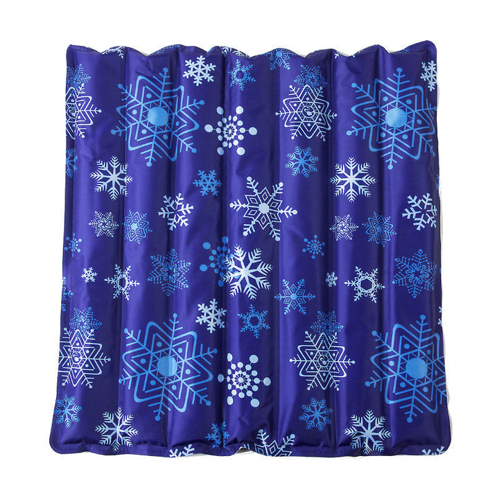 Ladies cooling mat with innovative snowflake structure