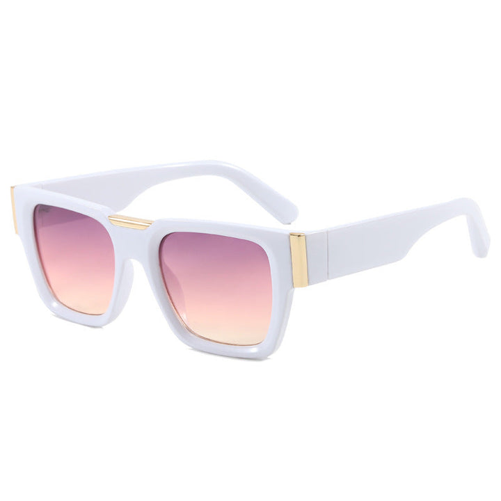 Women mirrored cat-eye sunglasses with comfortable fit