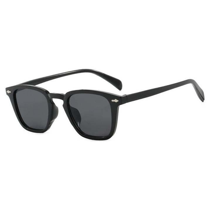 Women’s modern square sunglasses with mirrored UV protection
