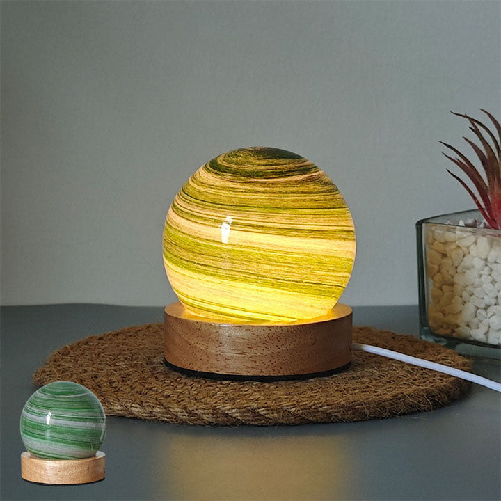 Enchanting Planet Lamp – A Universe of colours and Dreams