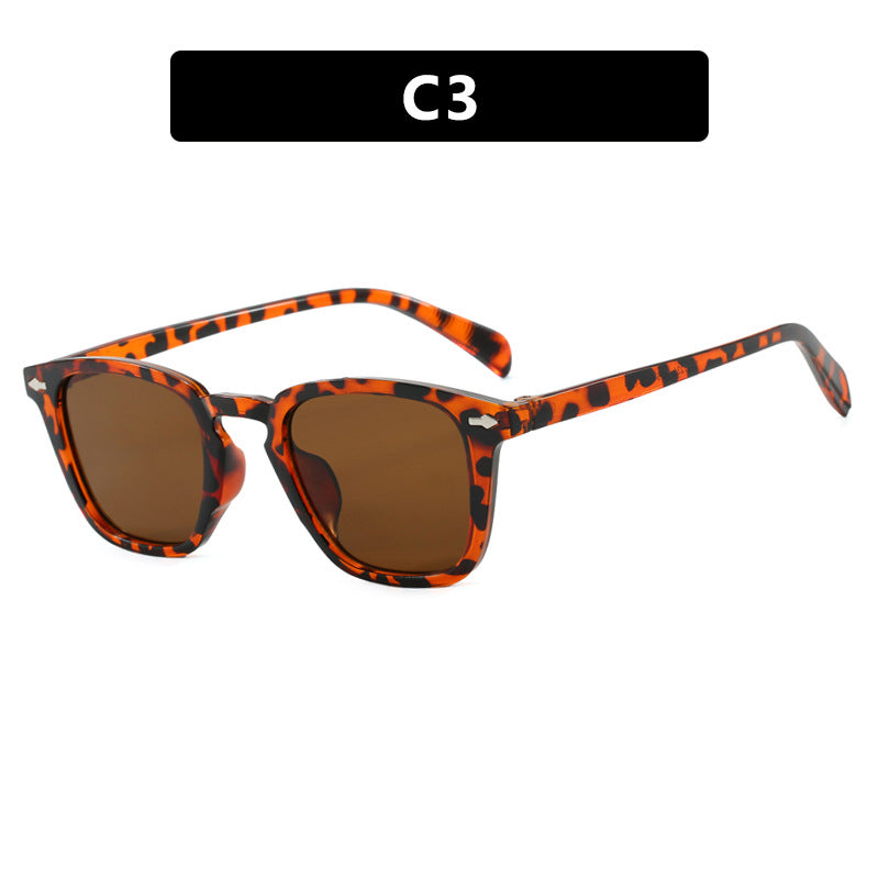 Women’s modern square sunglasses with mirrored UV protection