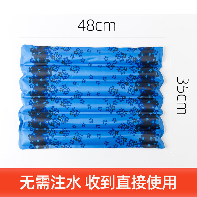 Ladies cooling mat with innovative snowflake structure