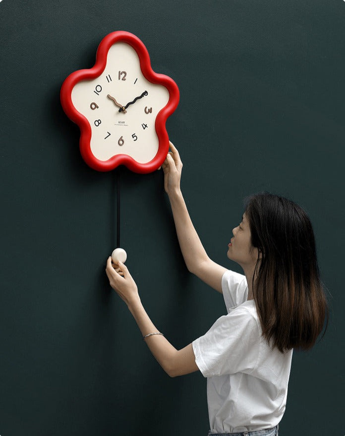 Cute Pendulum Wall Clock Decoration