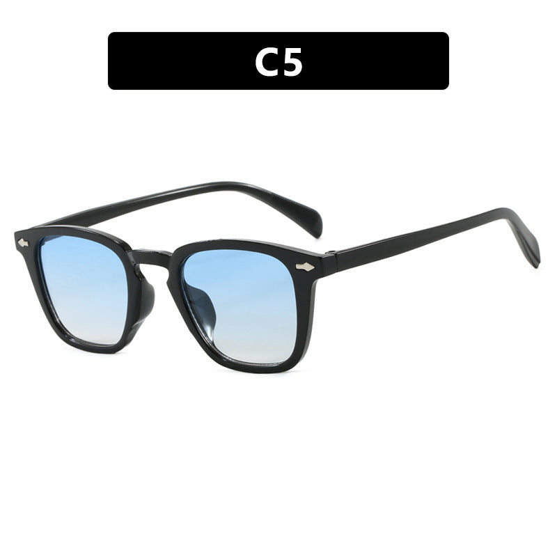 Women’s modern square sunglasses with mirrored UV protection