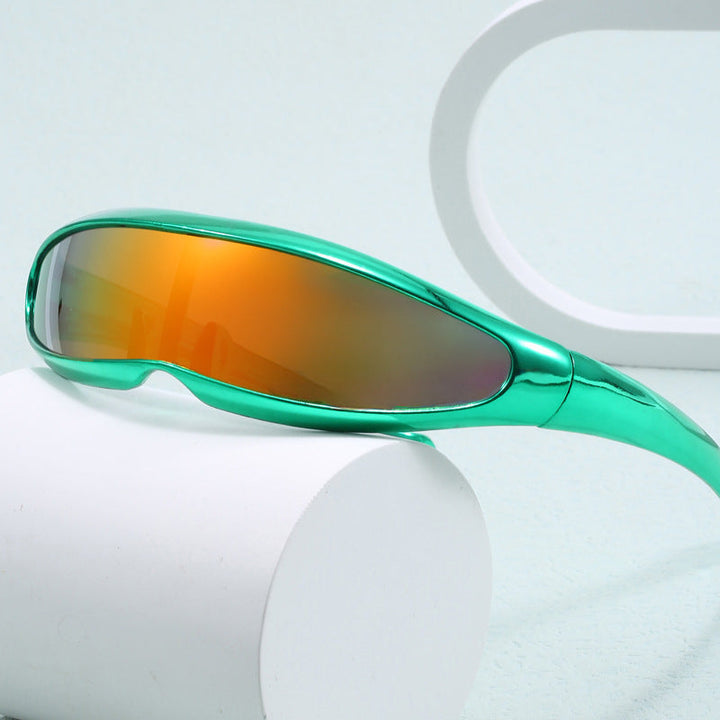 Women Sporty Sunglasses with Ergonomic Design and Mirrored Lenses