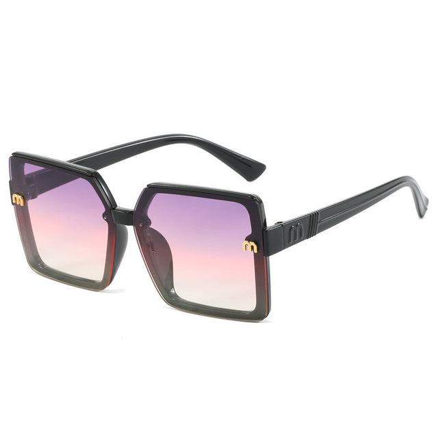 Women's stylish square sunglasses with mirrored gradient
