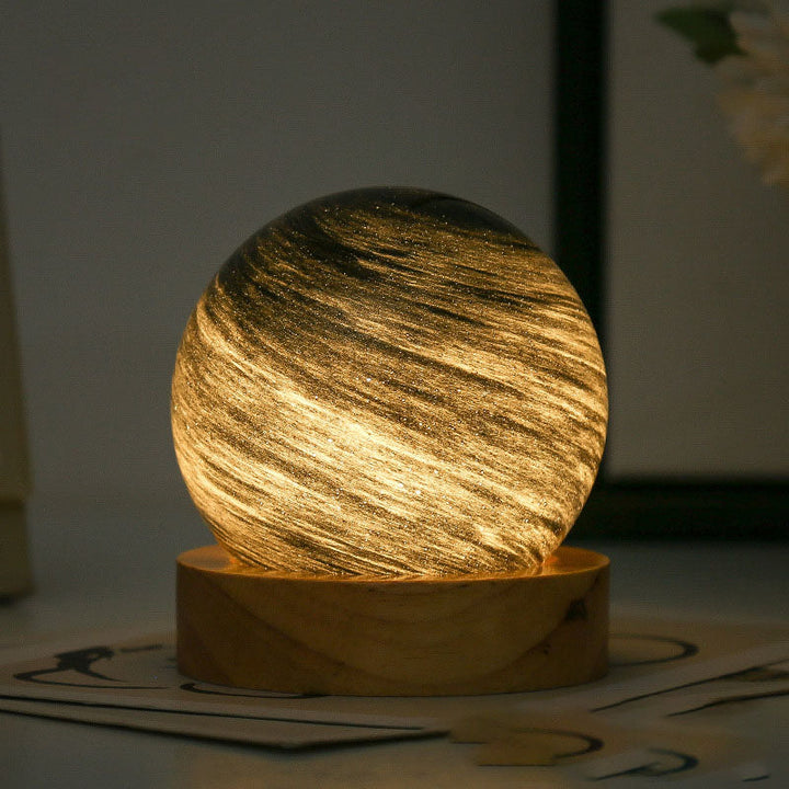 Enchanting Planet Lamp – A Universe of colours and Dreams