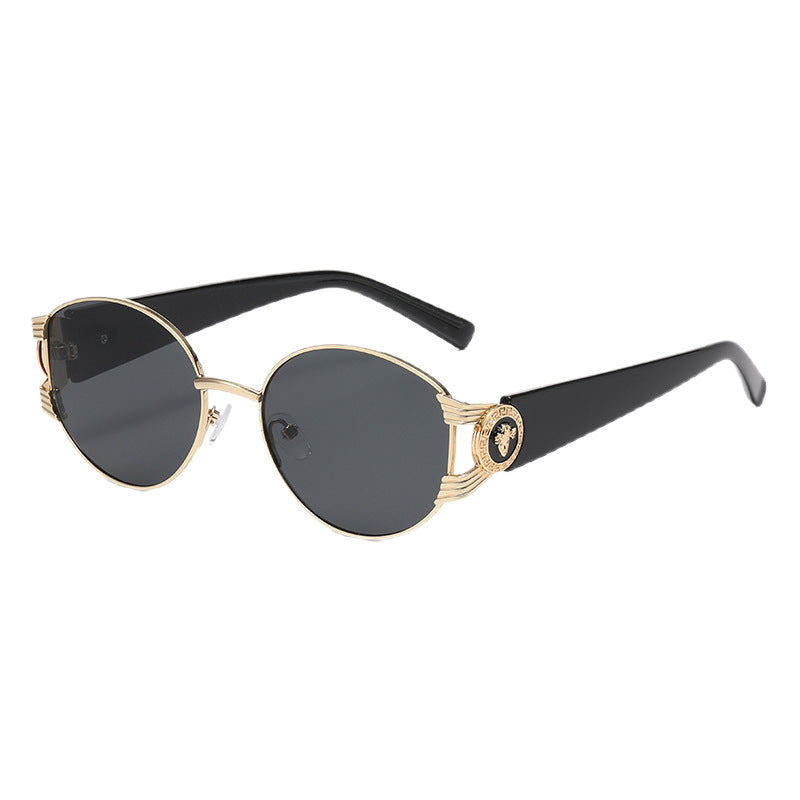 Ladies elegant sunglasses with luxurious metal frame and mirrored lenses