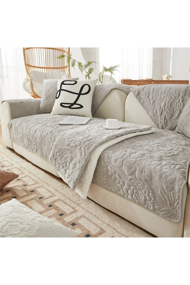 Plush sofa cover |
