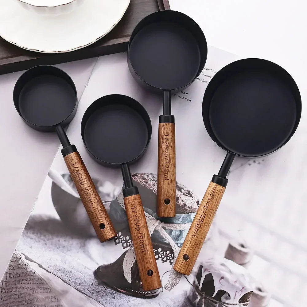 Lyra Measuring Cups &amp; Spoon Set