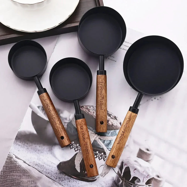 Lyra Measuring Cups &amp; Spoon Set