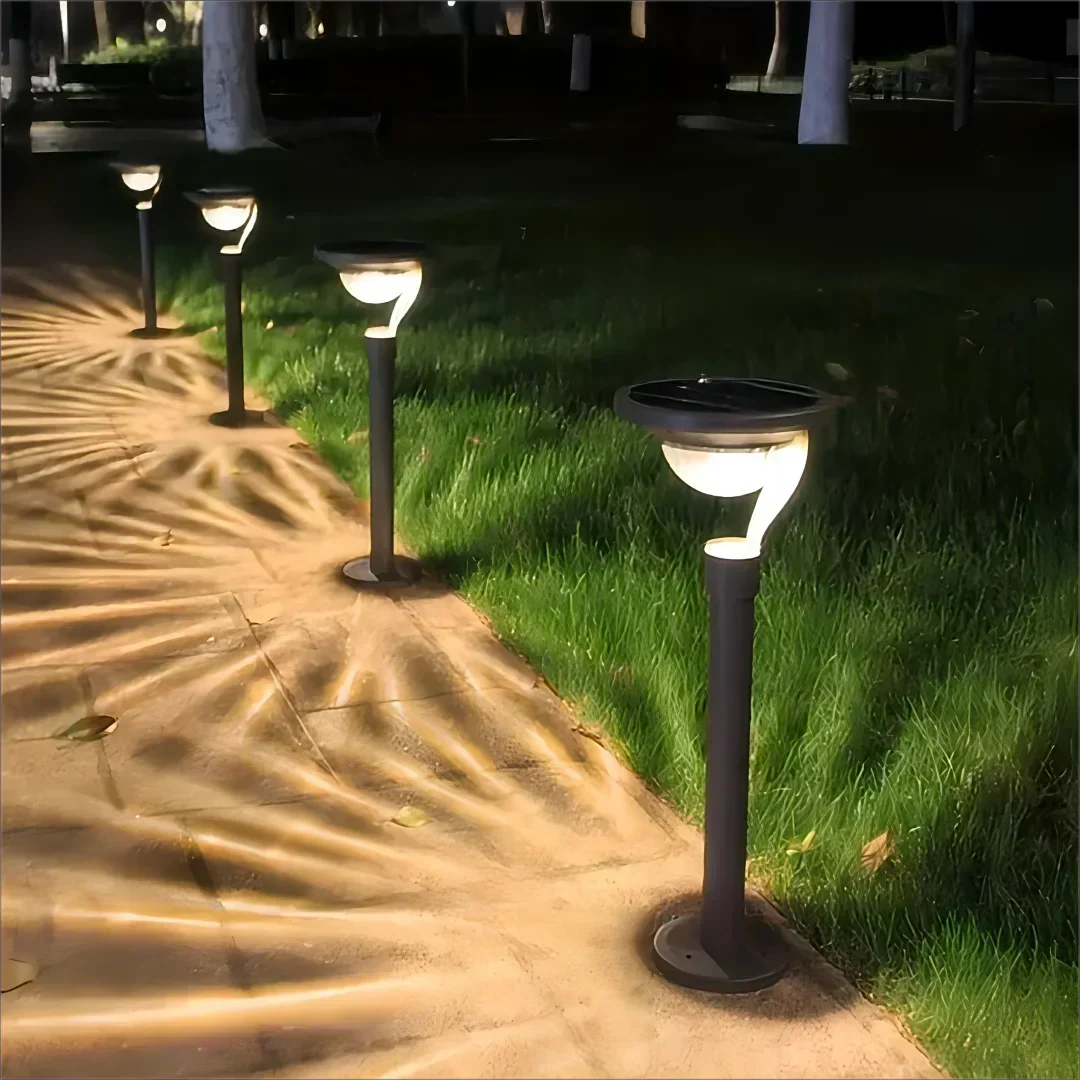 – Ultra high-performance solar lamp for outdoor use