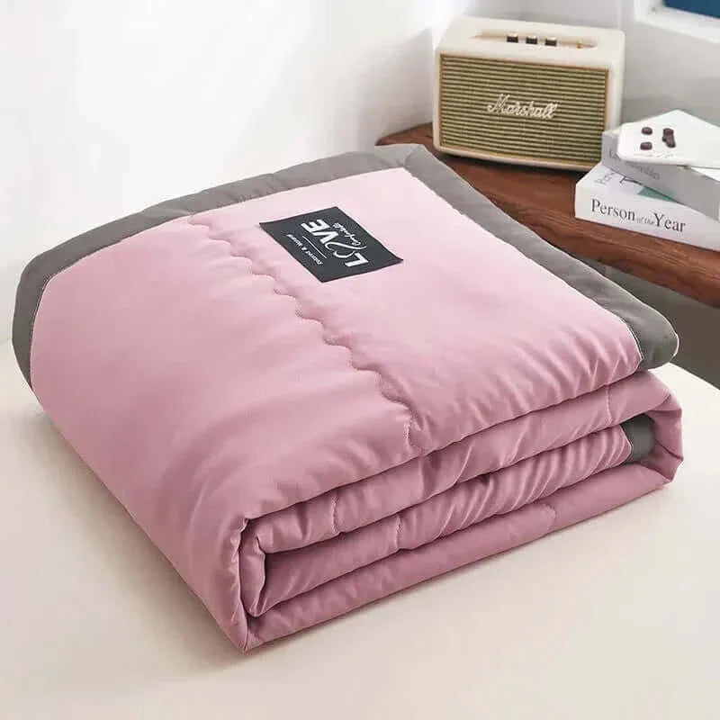 Modern Quilt Duvet - Luxurious Comfort for Every Home
