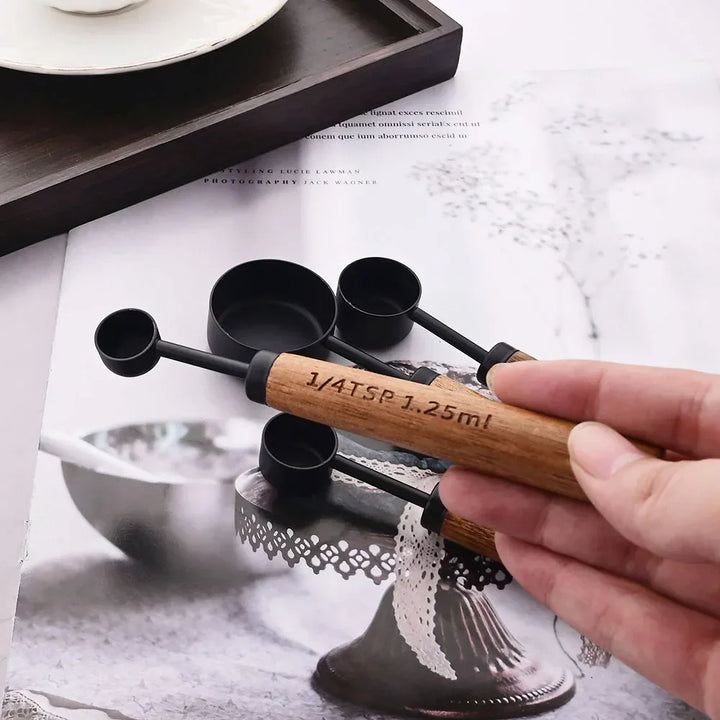 Lyra Measuring Cups &amp; Spoon Set