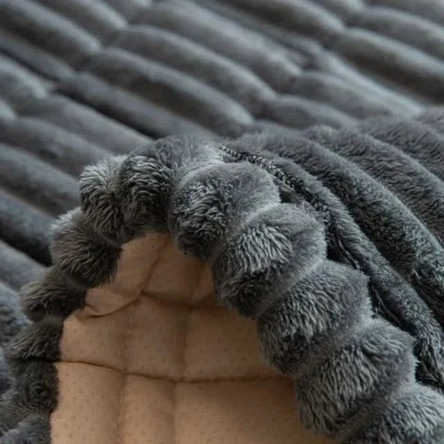 WarmHaven - Premium-Jacquard-Sofa cover for all-year comfort