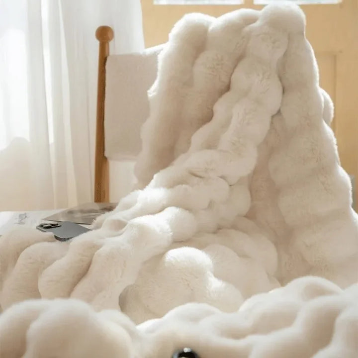PlushCozy | Faux Fur Winter Blanket