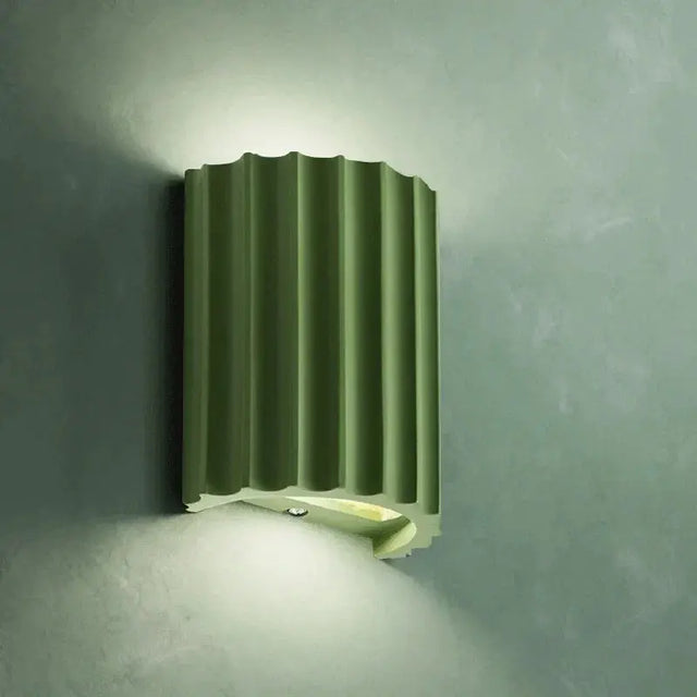 WarmthAura – Wall lamp made of synthetic resin