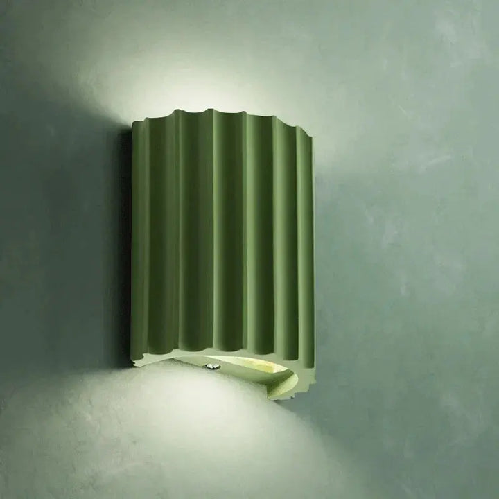 WarmthAura – Wall lamp made of synthetic resin