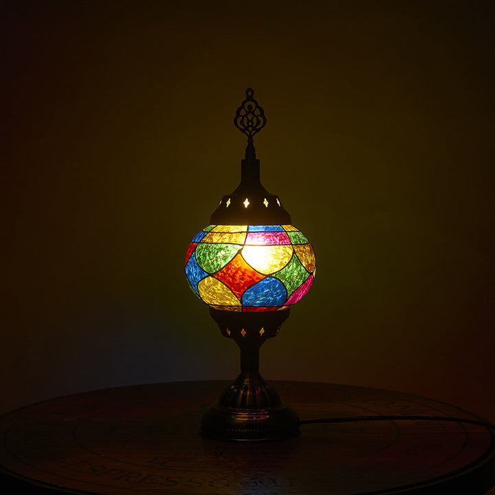 Traditional Tiffany romantic oval iron enameled 1-light table lamp for the bedroom