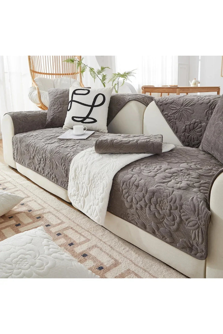 Plush sofa cover |