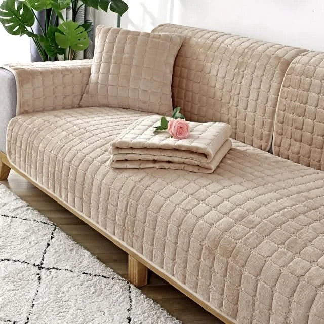 VelvetCozy - Plush velvet anti-slip sofa cover for added elegance and comfort