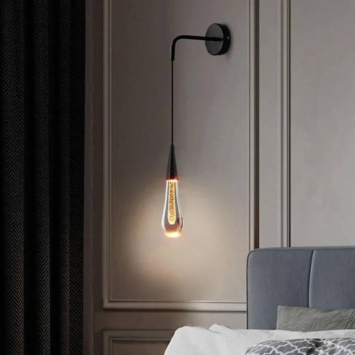 Elegant Wall Lamp with Sparkling Crystal Drops