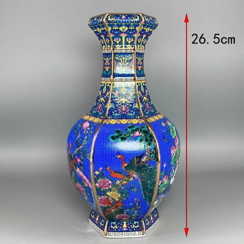 Antique Royal Chinese Porcelain Vase
