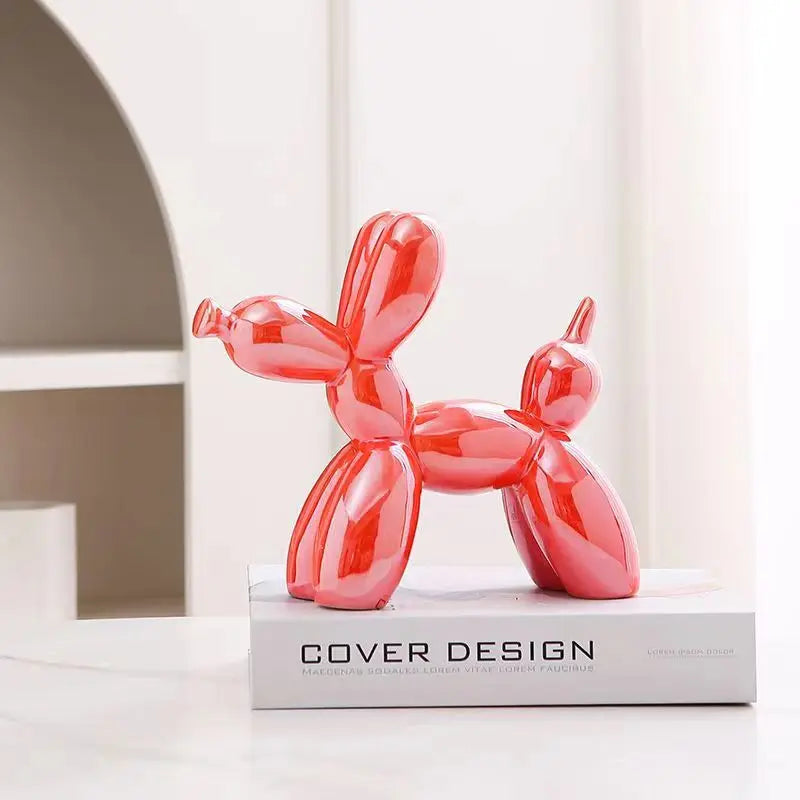 – Small dog sculpture made of balloons
