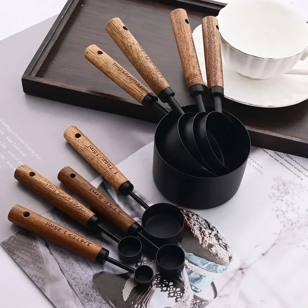 Lyra Measuring Cups &amp; Spoon Set