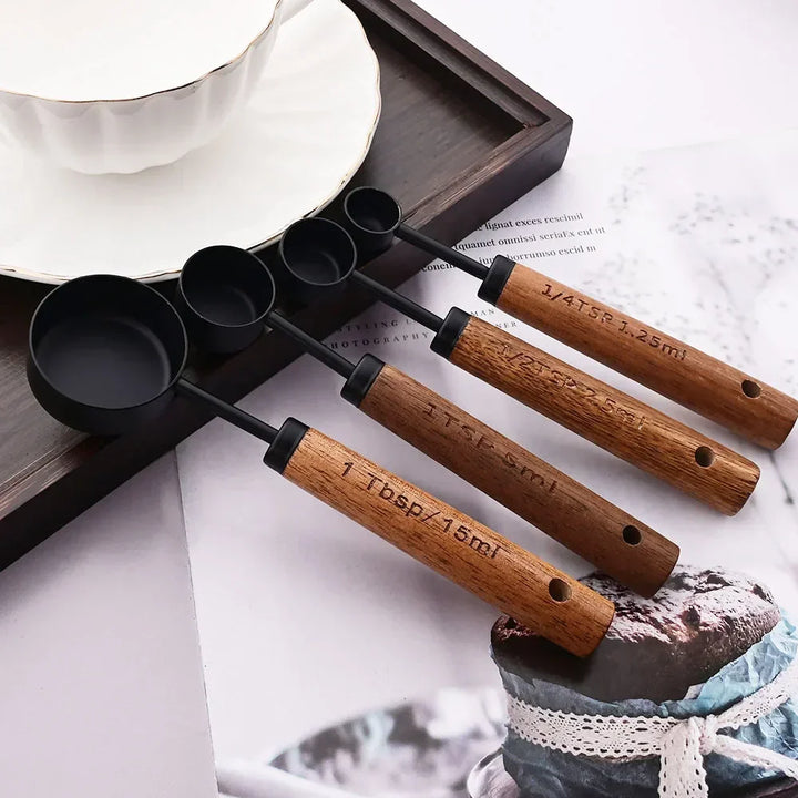 Lyra Measuring Cups &amp; Spoon Set